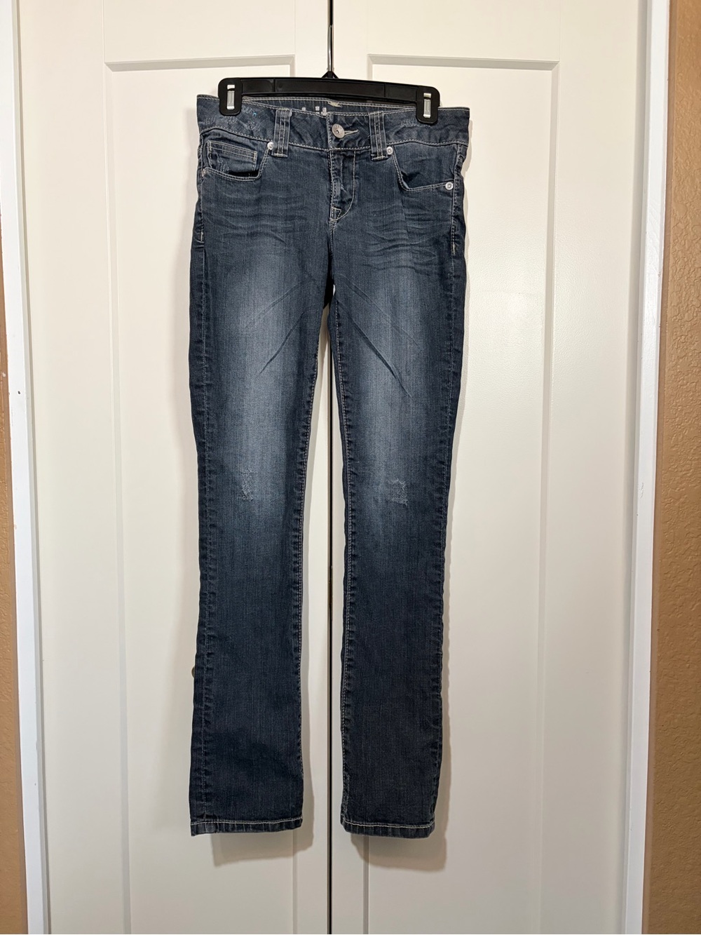 Y2K KITSON Women’s Slim Dark Blue Denim Jeans With Some Fading and Worn Knees